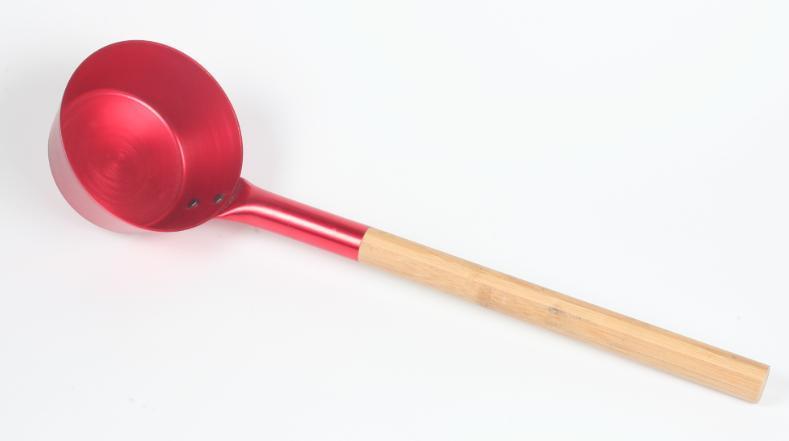 Natural Doctor ND-ACC-121 Anodised 350ML bamboo Sauna ladle メイン画像