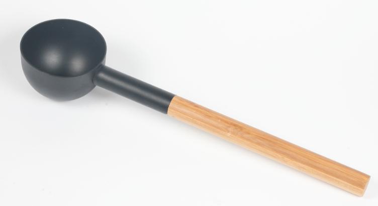 Natural Doctor ND-ACC-124 Powder-coated 350ML bamboo Sauna ladle メイン画像