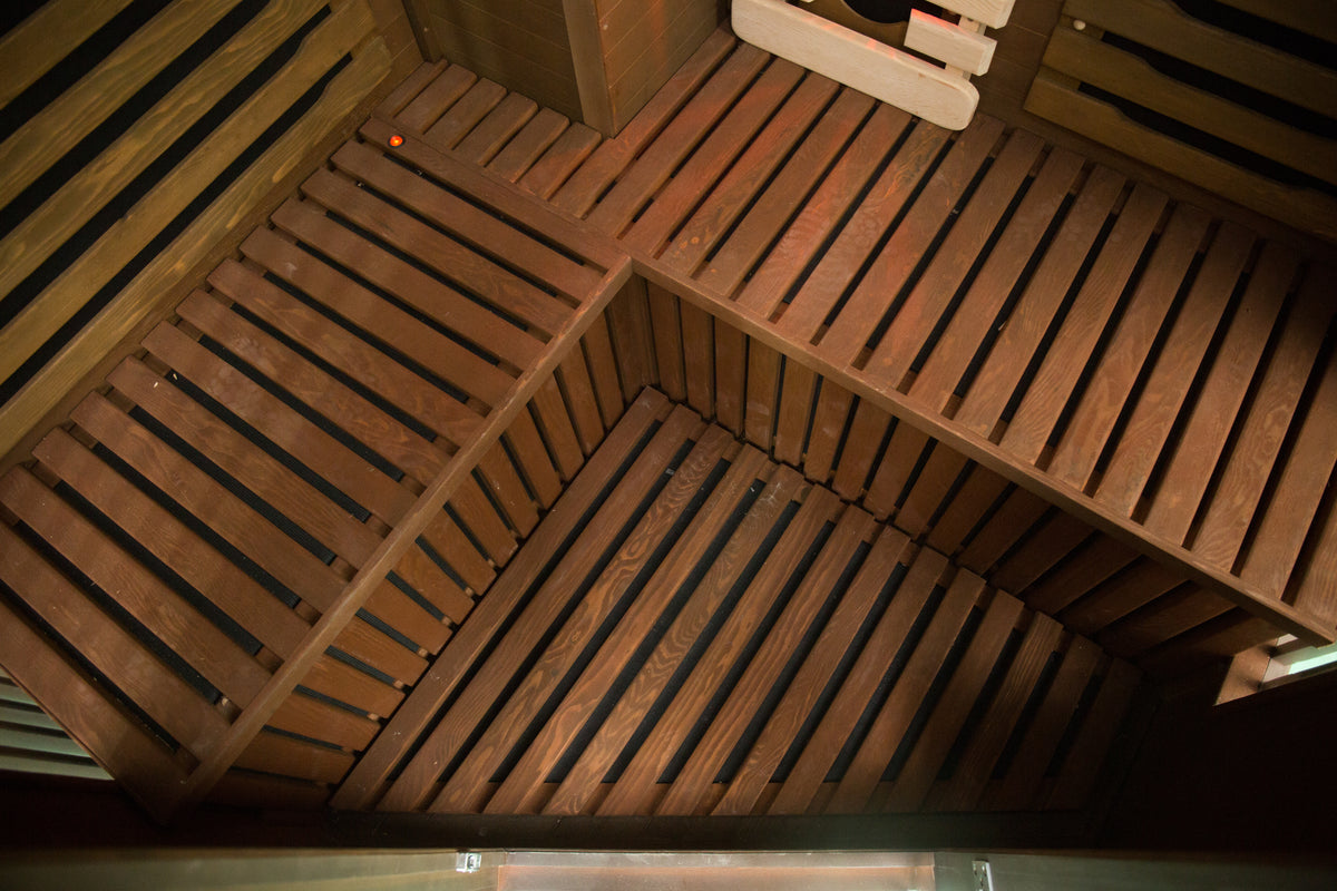 Natural Doctor ND-IG1RP sauna interior and construction detail