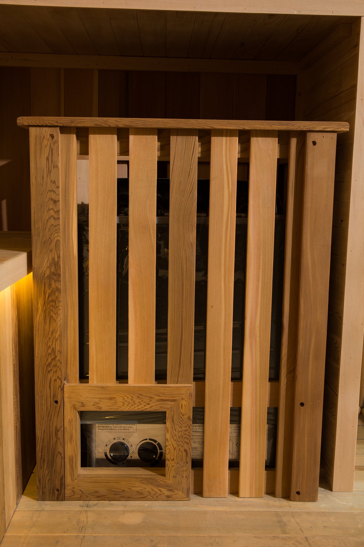 Natural Doctor ND-OFB4 sauna interior and construction detail