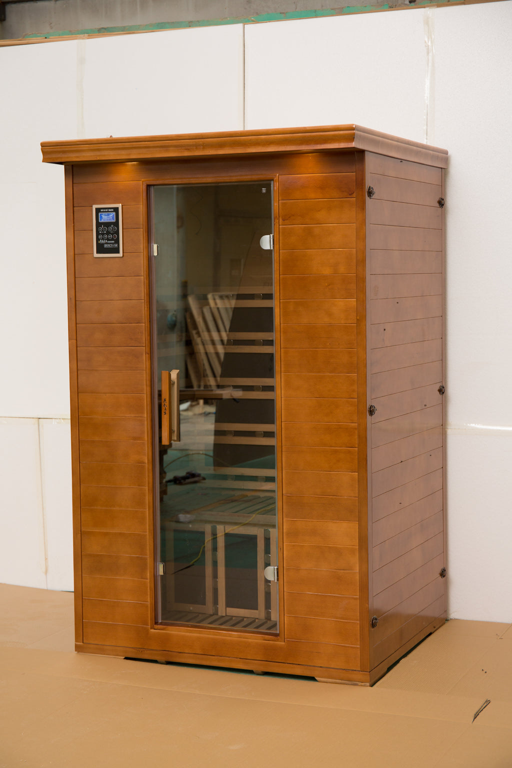NaturalDoctor D2 two-person red cedar sauna — full exterior view