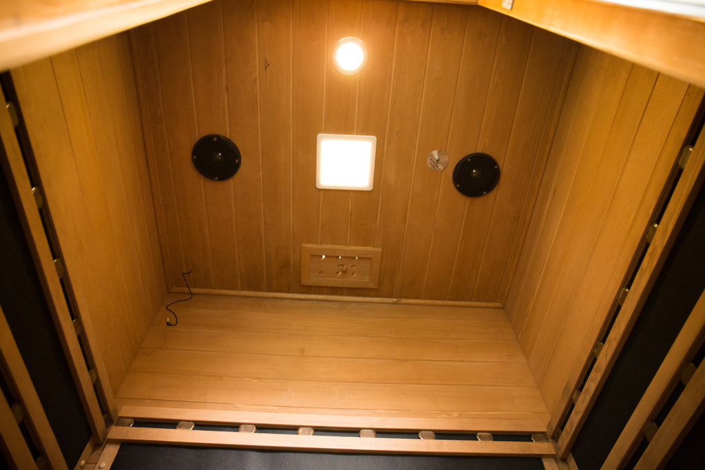 NaturalDoctor D2 two-person red cedar sauna — ceiling and lighting